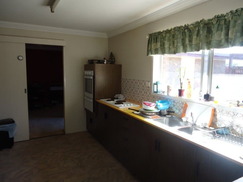 10 Cavell Avenue, Beaudesert - Thumbnail 5