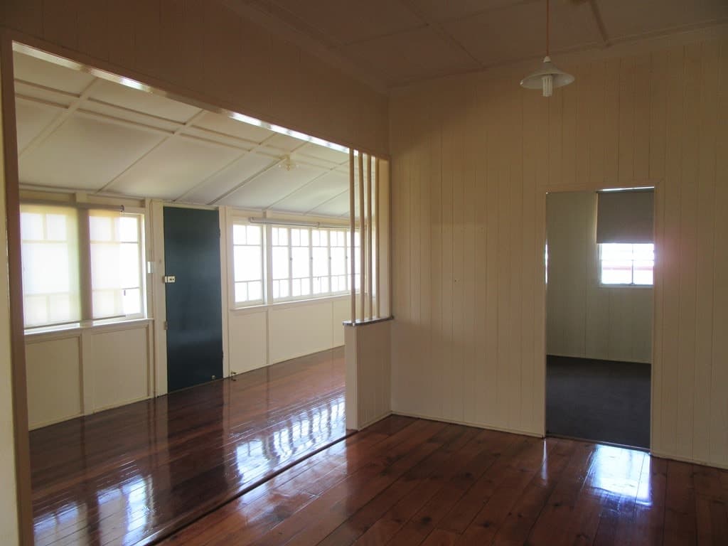 8 ARTHUR STREET, Beaudesert - Thumbnail 4