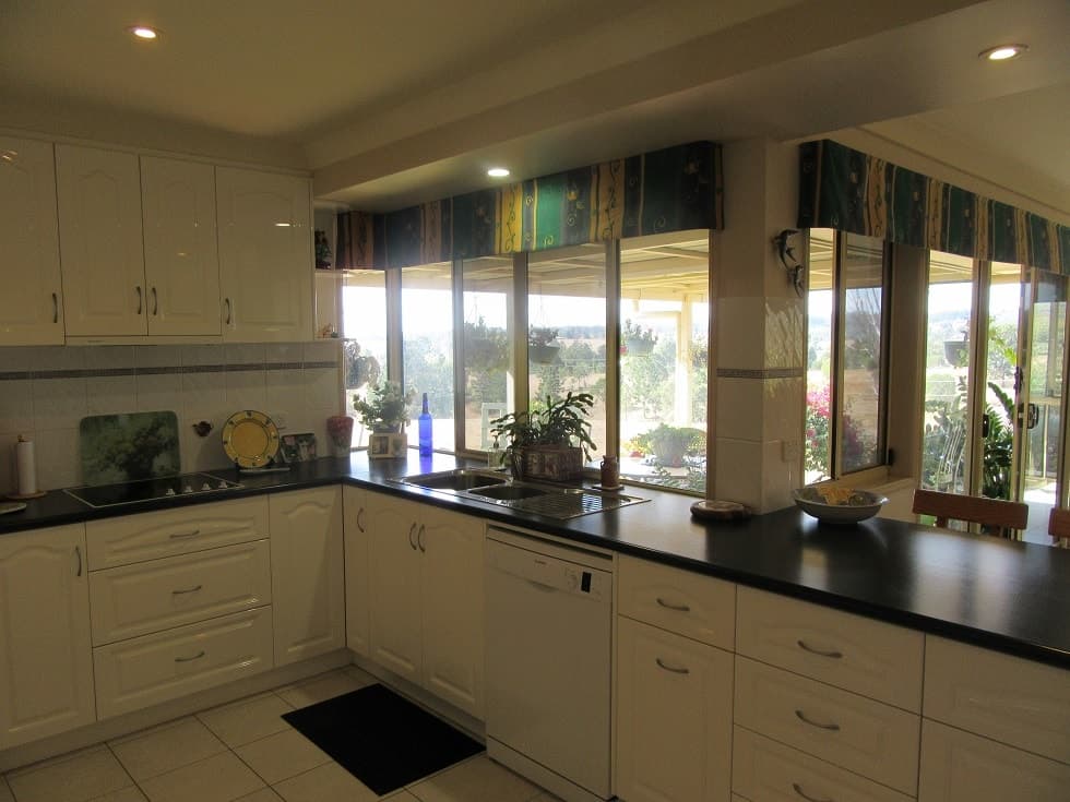 33 Kathleen Crescent, Beaudesert - Thumbnail 4