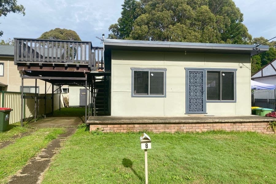 8 Natuna Avenue, Budgewoi NSW 2262, Budgewoi - Image 1