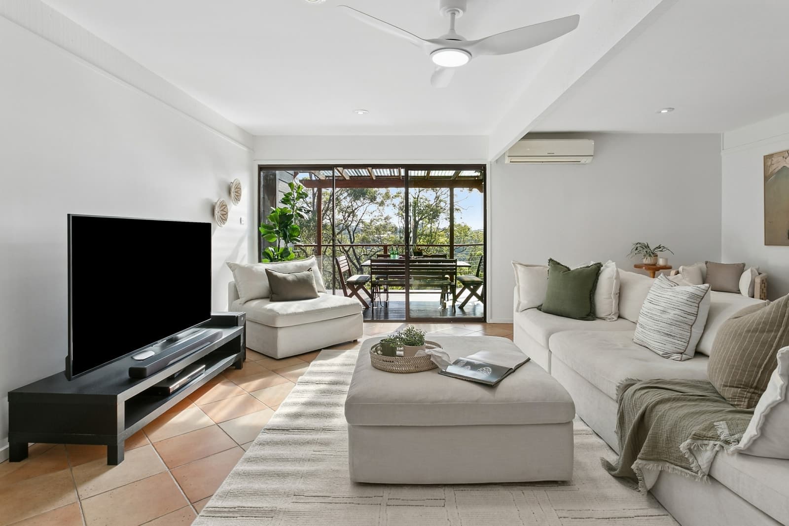 3 Geelong Road, ENGADINE, Engadine - Thumbnail 2