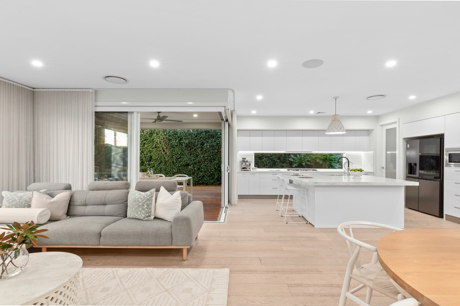 30 Triumph Road (Gables),Box Hill, Box Hill - Thumbnail 5