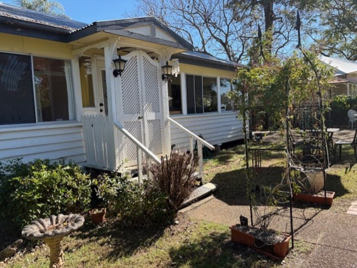 32 Duckett Street, Beaudesert - Thumbnail 2
