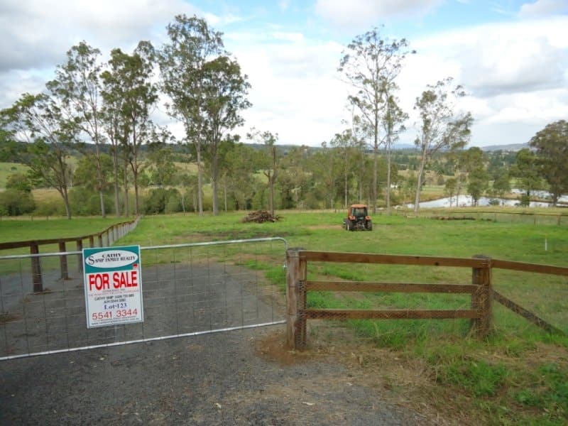 123 Gould Hill Road, Beaudesert - Thumbnail 2