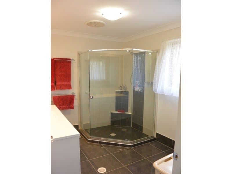 10-14 Tequesta Drive, Beaudesert - Thumbnail 7