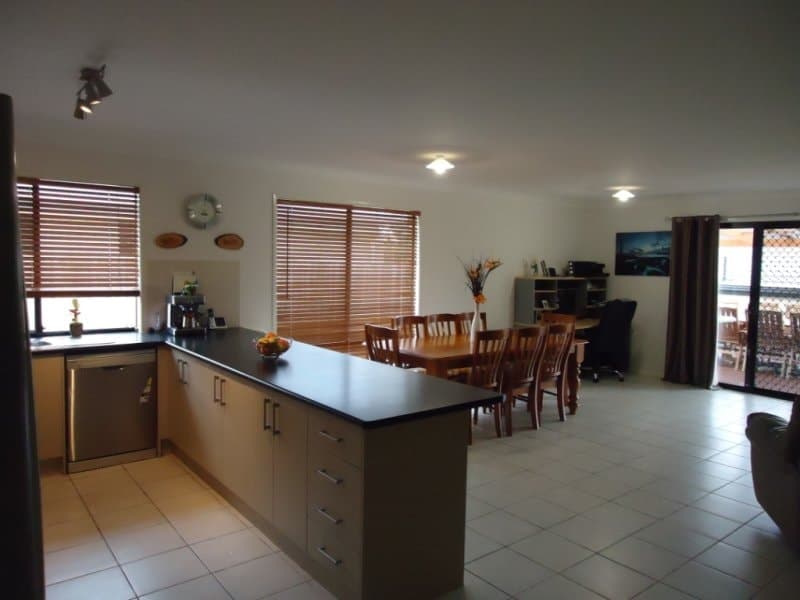 2/2-4 Monza Street, Beaudesert - Thumbnail 7
