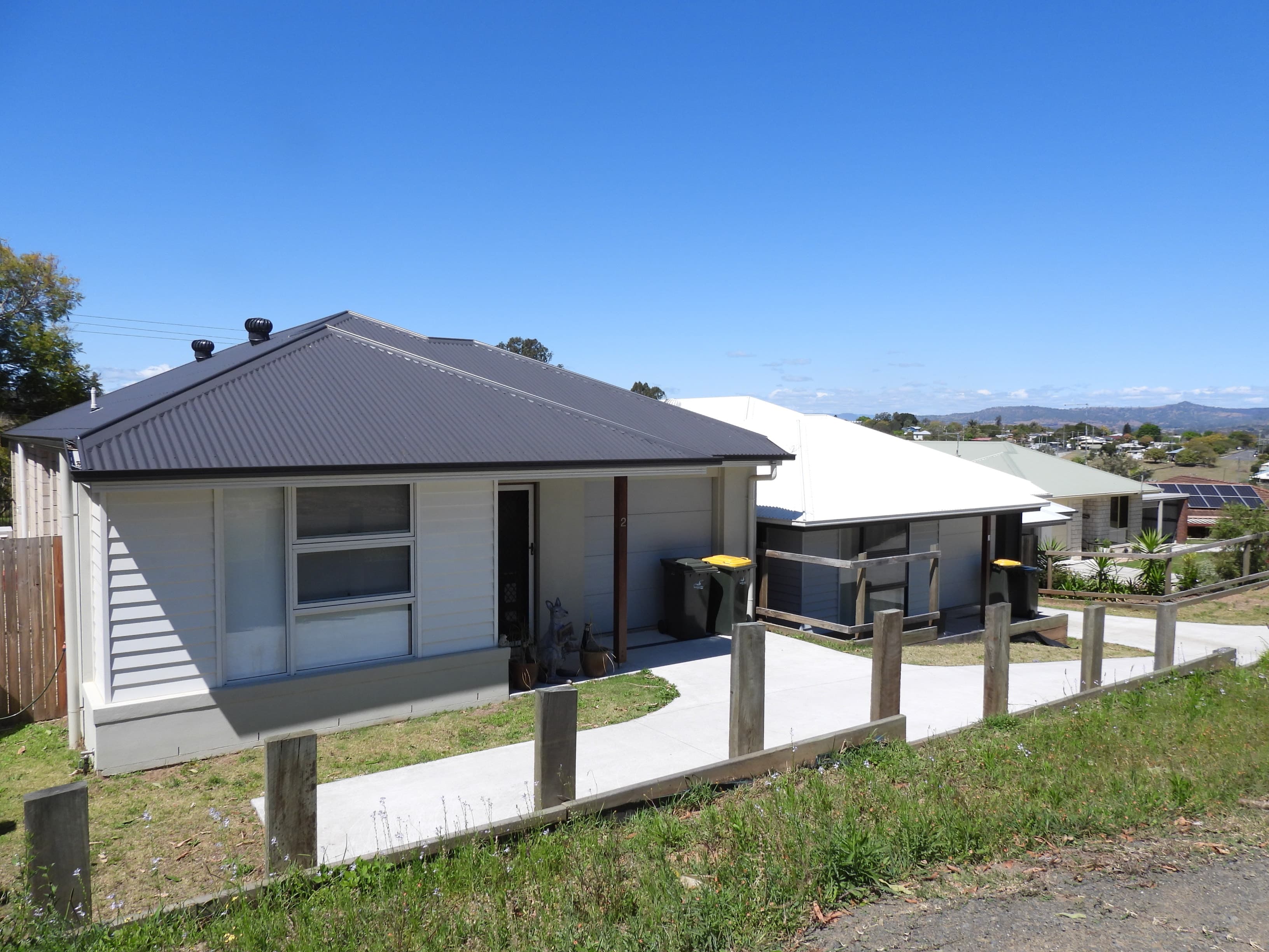2 Beauview Cres, Beaudesert - Image 1