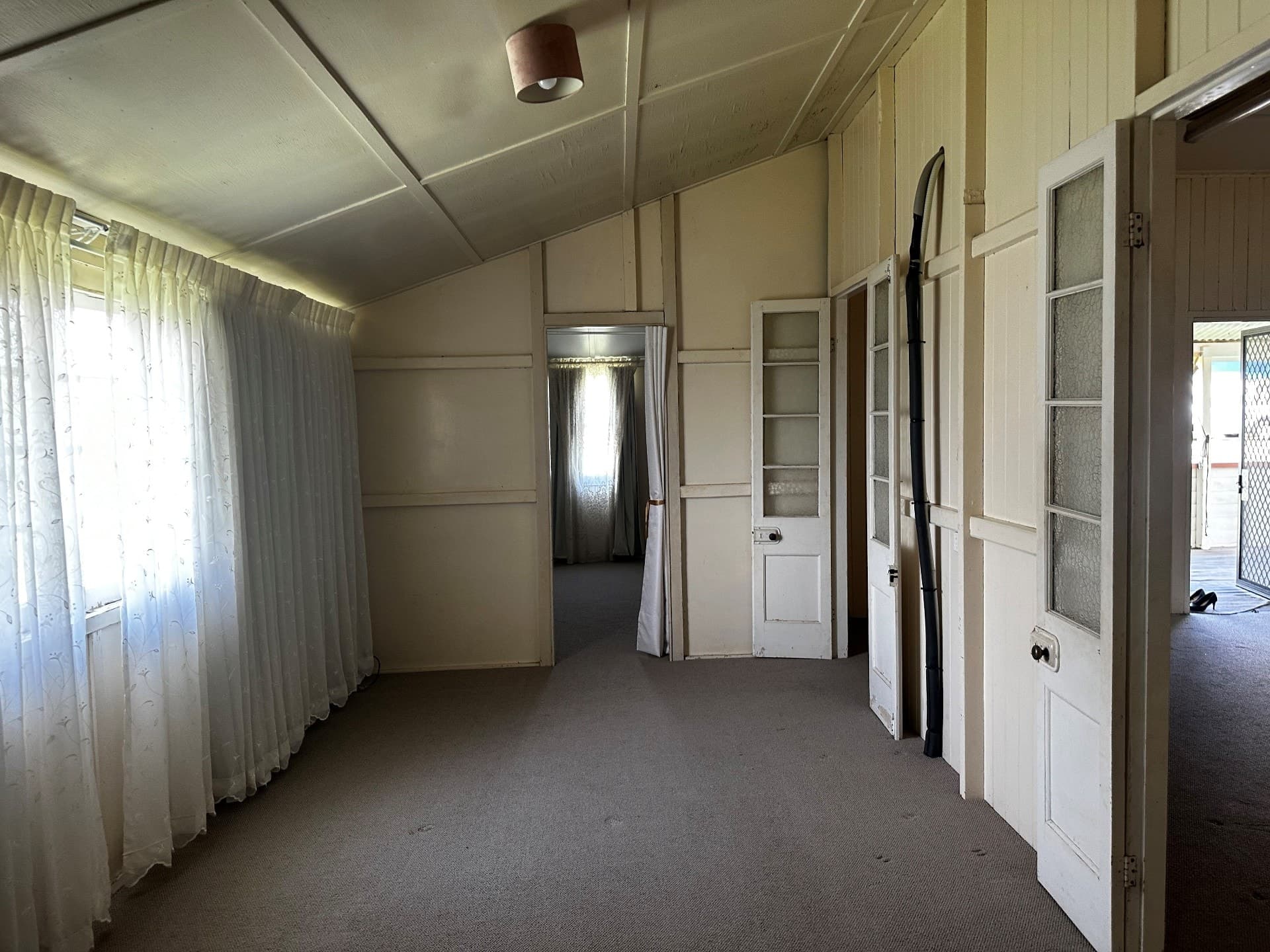 42 Duckett Street, Beaudesert - Thumbnail 8