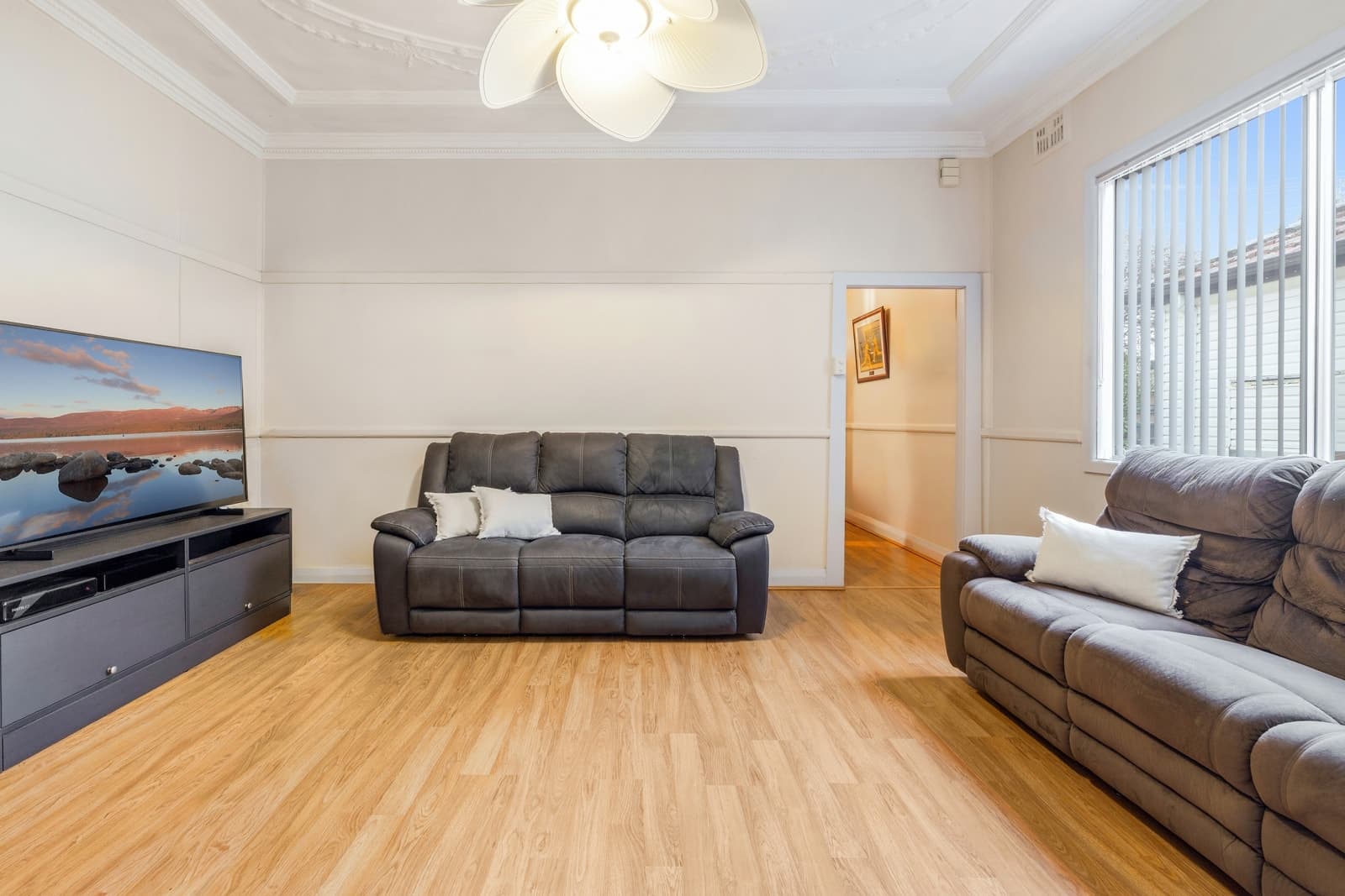 13 Swinbourne Street,Botany, Botany - Thumbnail 2