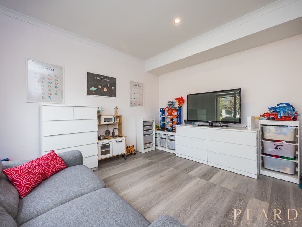 48 Castella Drive, Caversham, WA 6055, Caversham - Thumbnail 2
