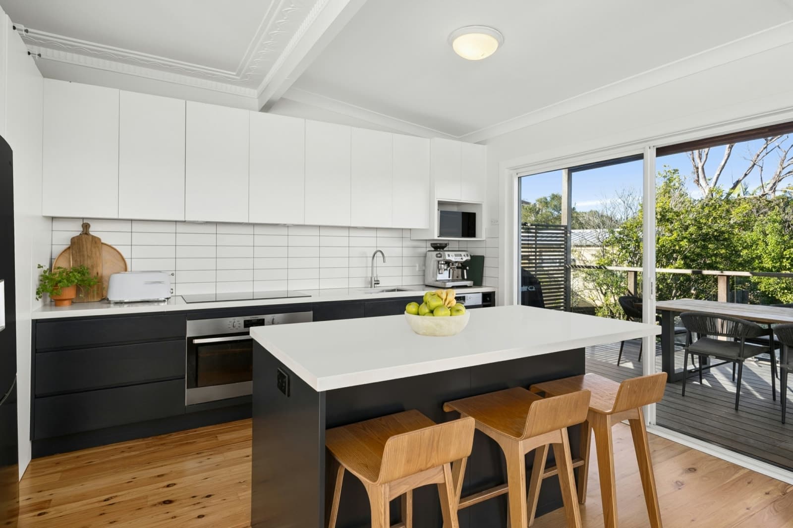 8 Churchill Crescent, ALLAMBIE HEIGHTS, Allambie Heights - Thumbnail 4