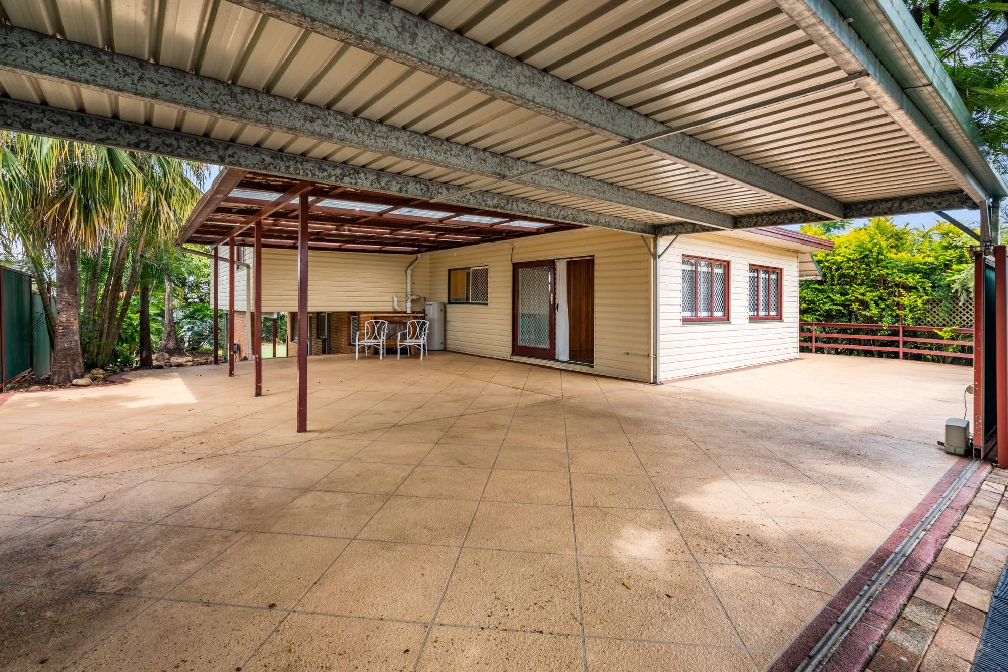 39 Birnam street, Beaudesert - Thumbnail 2