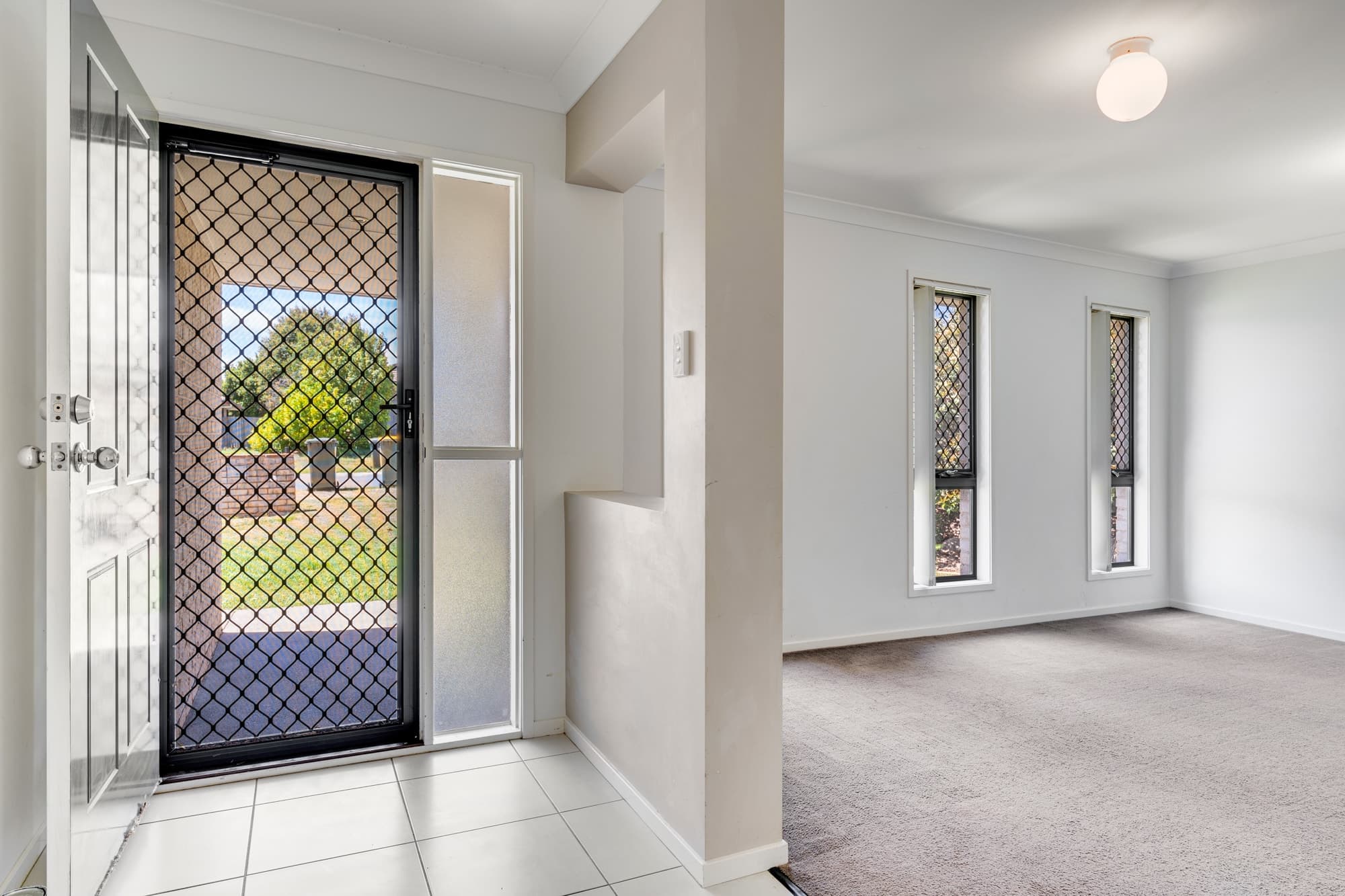 64-66  Tequesta Drive, Beaudesert - Thumbnail 2