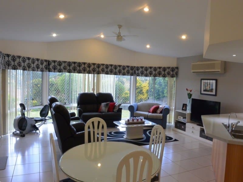 27 Kathleen Cres, Beaudesert - Thumbnail 3