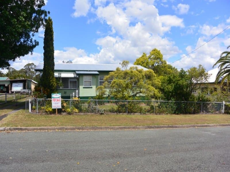 17 Mitchell St, Beaudesert - Thumbnail 2
