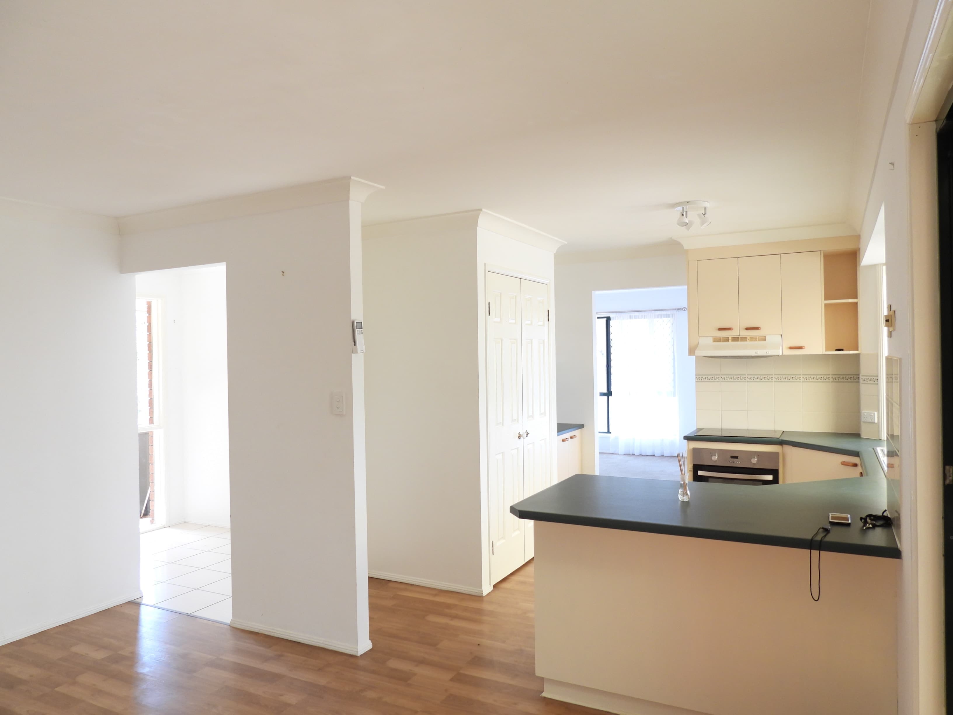 11 Charles Place, Kooralbyn - Thumbnail 4