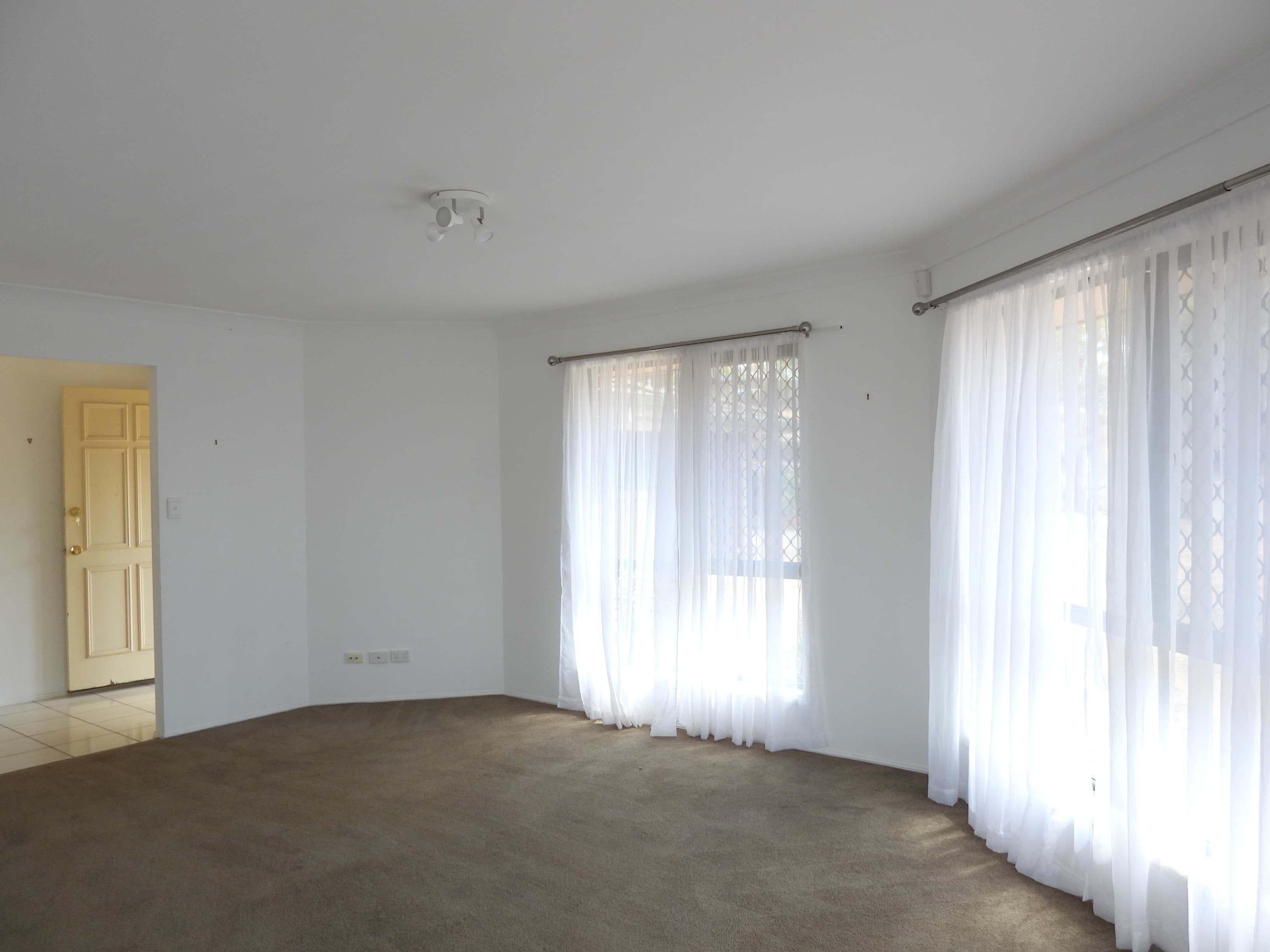 11 Charles Place, Kooralbyn - Thumbnail 8