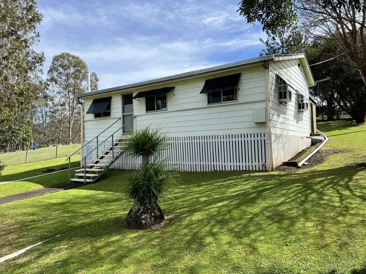 3 Hardgrave Street, Rathdowney - Thumbnail 3