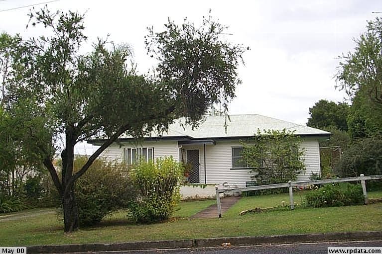 12 Duckett Street, Beaudesert - Image 1