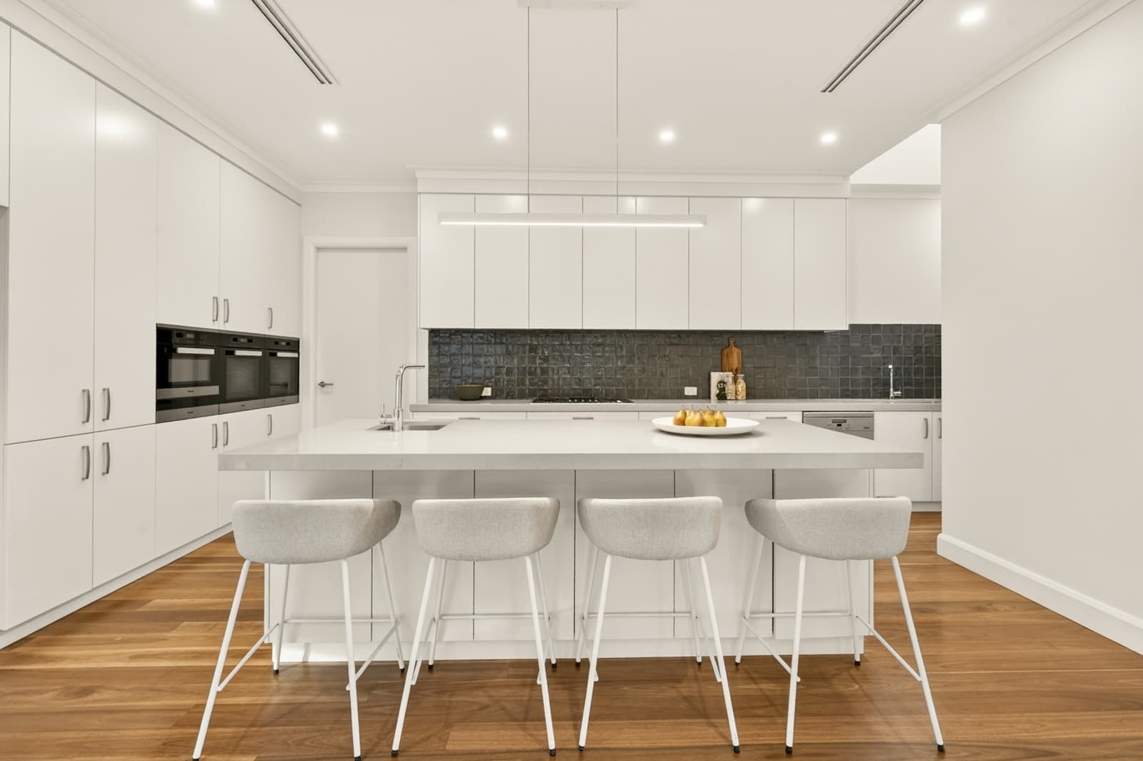 2 Murrung Way, CASTLE HILL, Castle Hill - Thumbnail 7