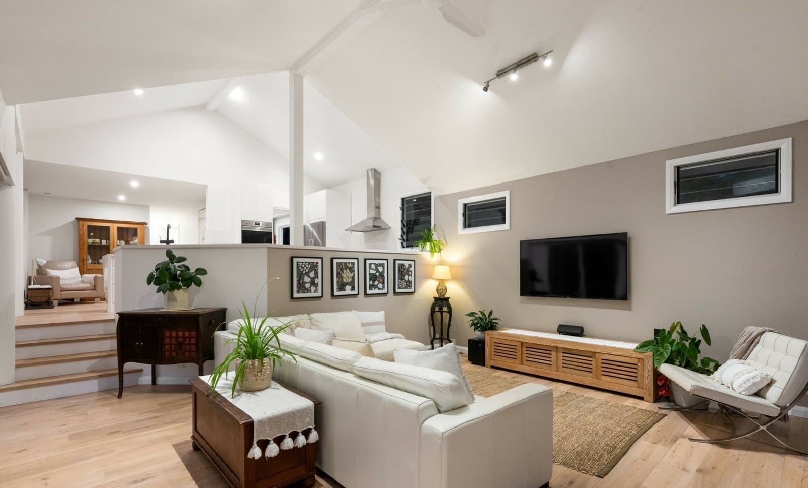 166 Crescent Road, NEWPORT, Newport - Thumbnail 4