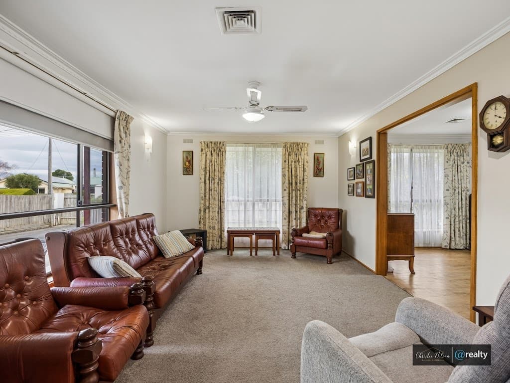 11 Trease Street, Leongatha, VIC, 3953, Leongatha - Thumbnail 2