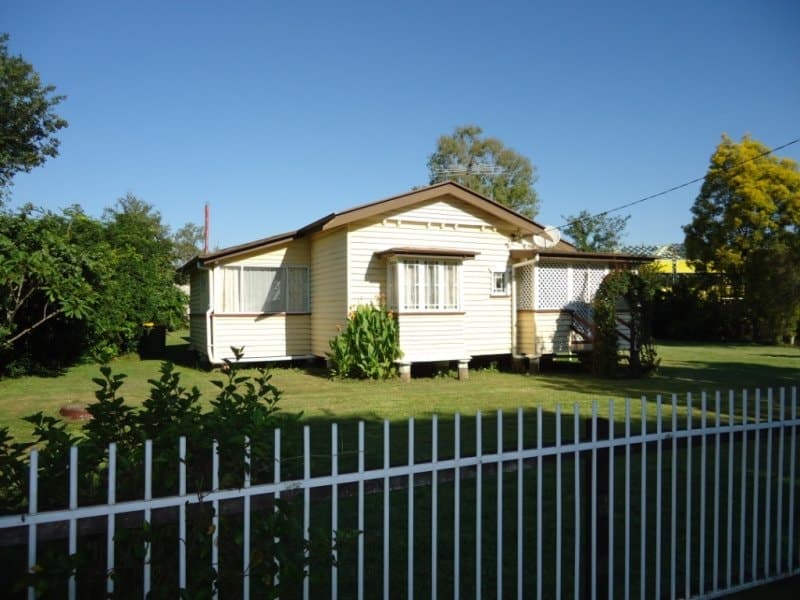 1 Edward Street, Beaudesert - Thumbnail 3