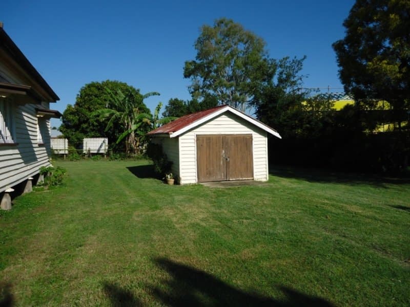 1 Edward Street, Beaudesert - Thumbnail 6