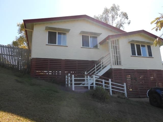 4 Durrand St, Beaudesert - Thumbnail 2