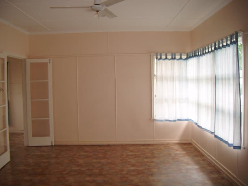6 Selwyn Street, Beaudesert - Thumbnail 7