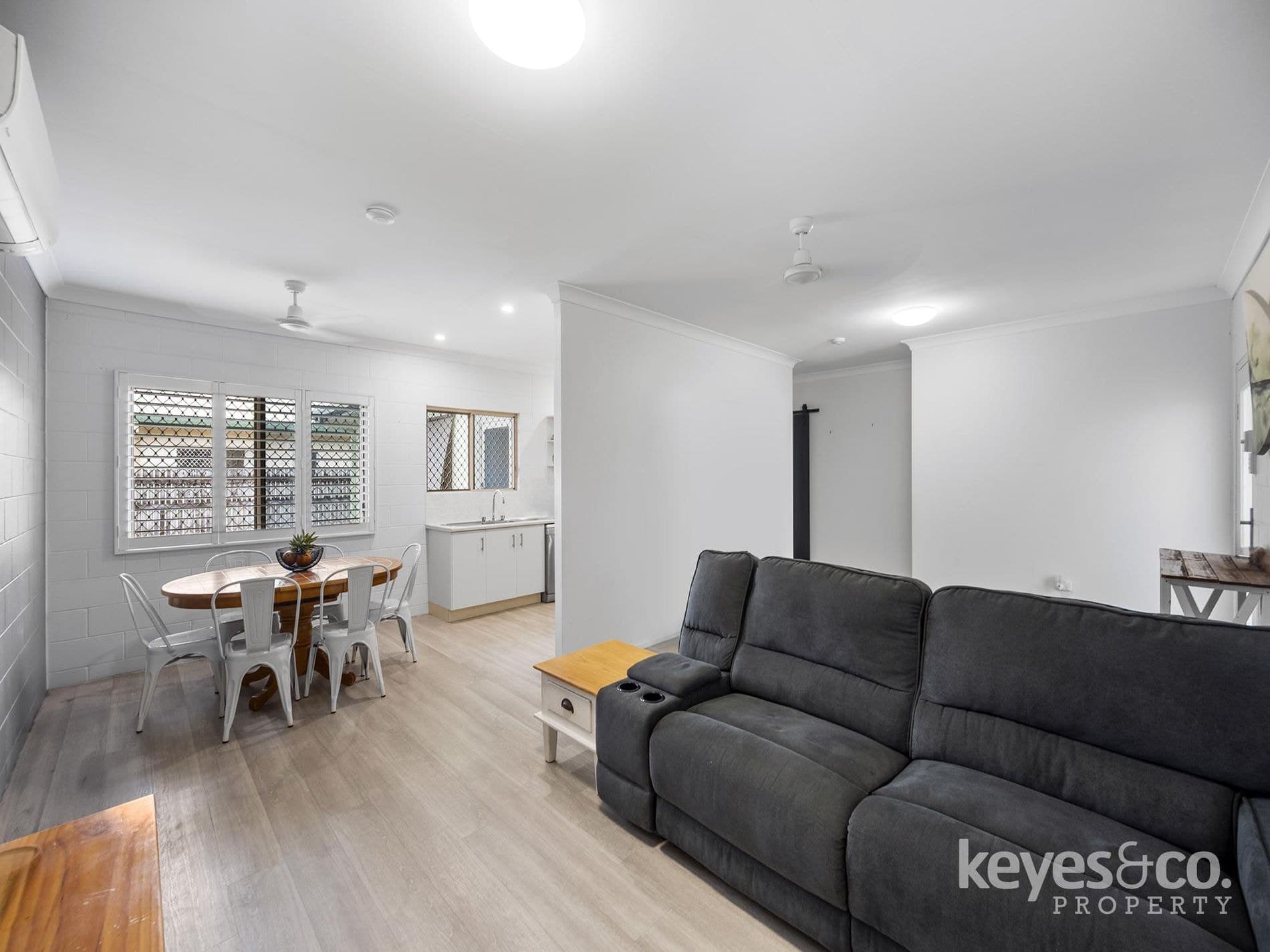 57 Burnda Street, 57 Burnda Street - Thumbnail 2