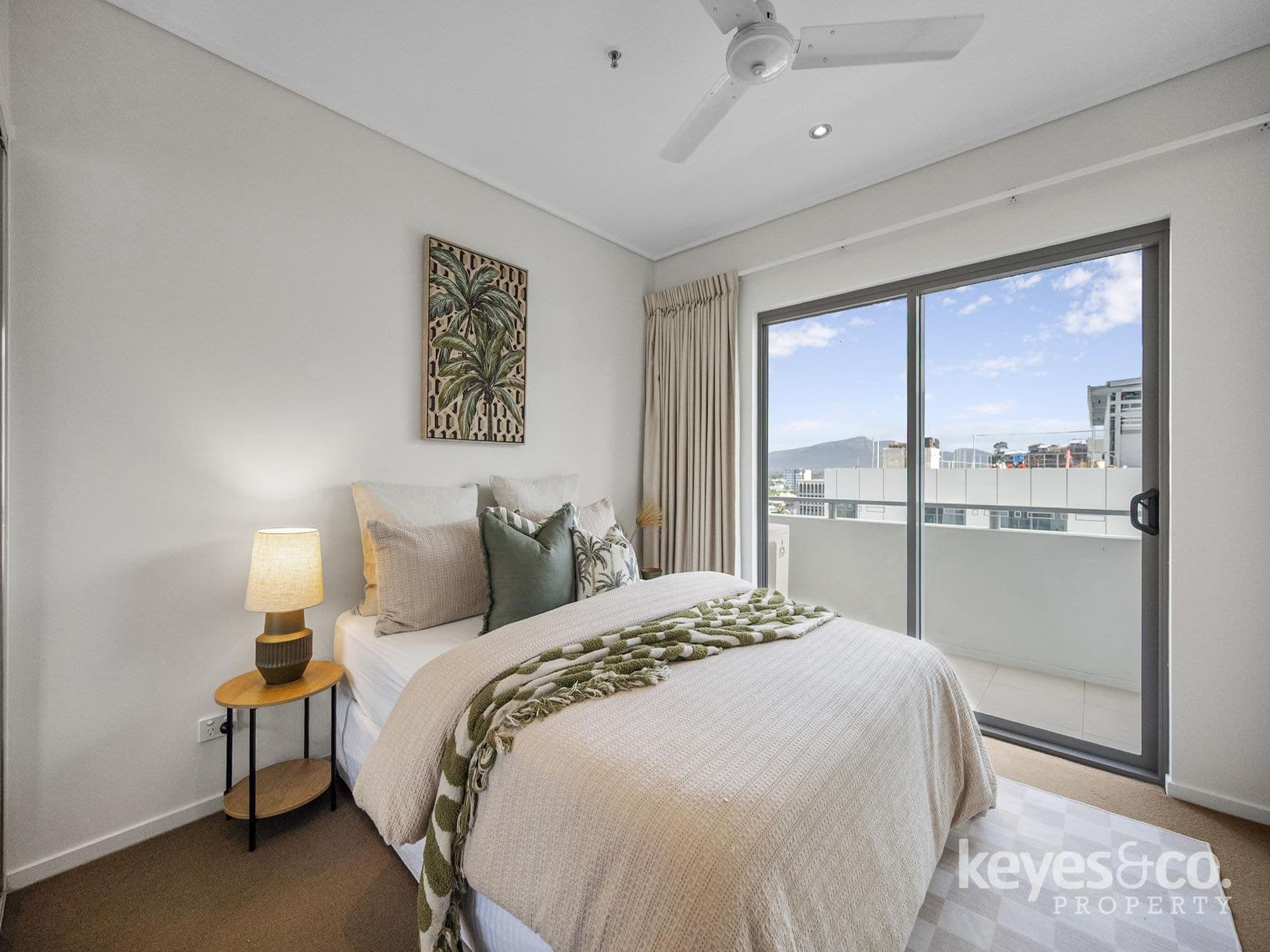 602 / 122 Walker Street, 602 / 122 Walker Street - Thumbnail 4