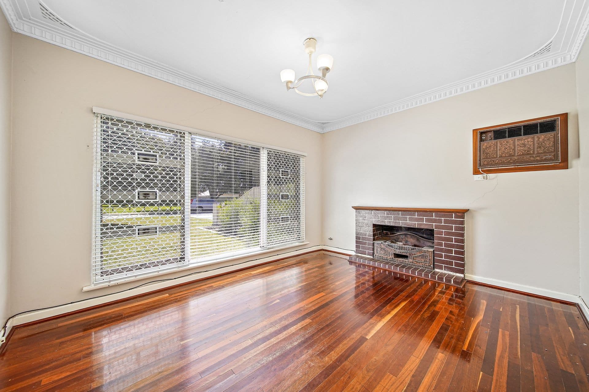 20a Hunt Street, Thornlie, WA, 6108, Thornlie - Thumbnail 2