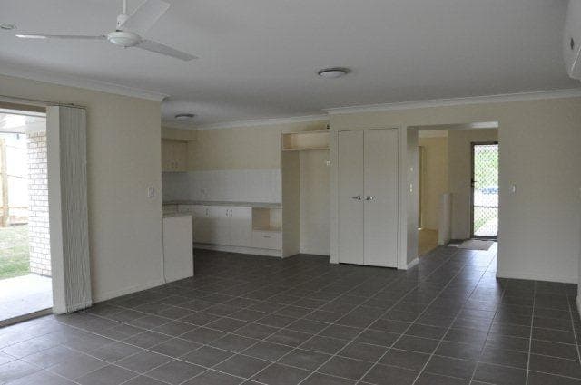 5 Rainbow Place, Beaudesert - Thumbnail 5