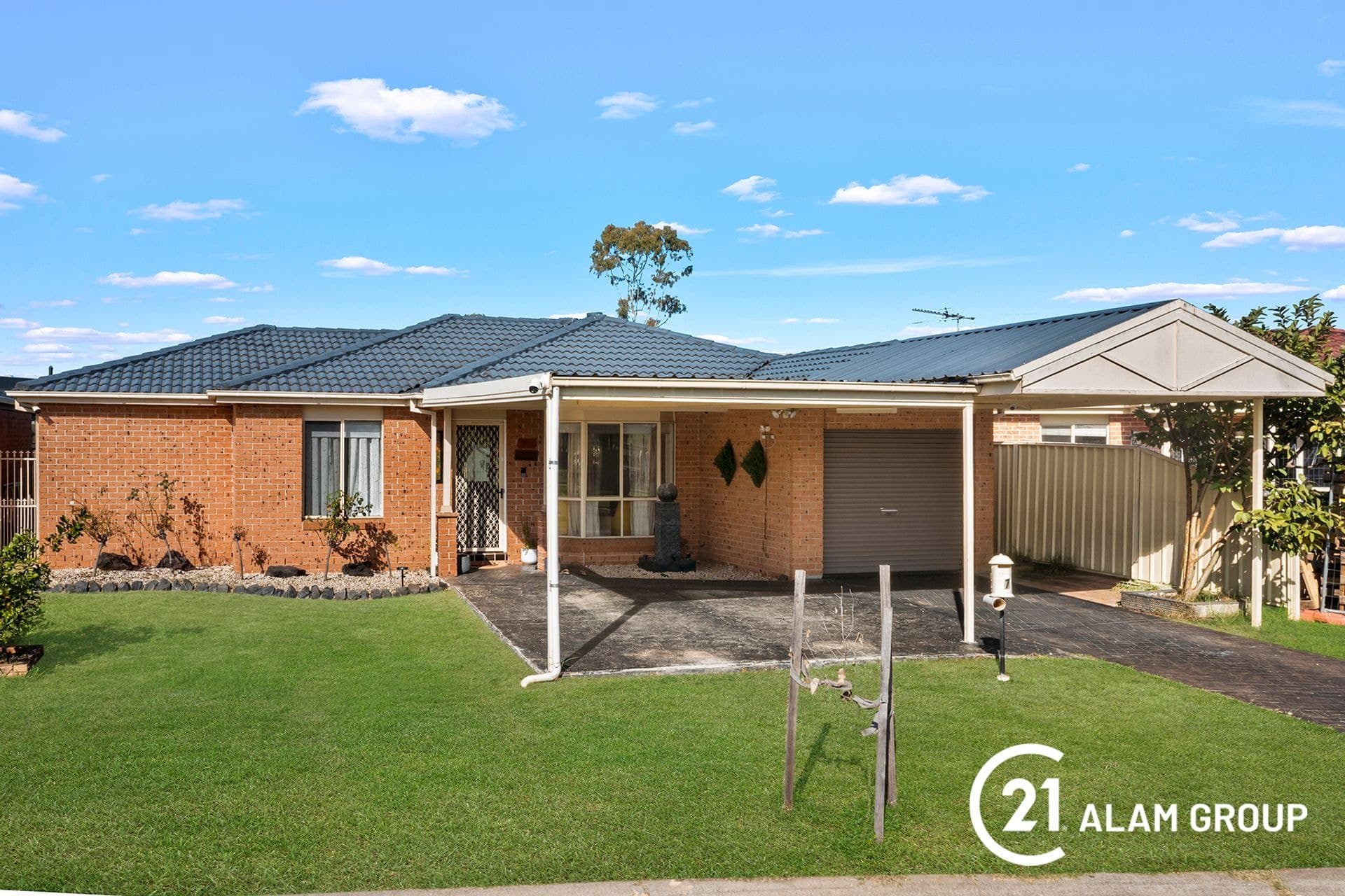 7 Wyperfeld Place, Bow Bowing, NSW, 2566, Bow Bowing - Thumbnail 2