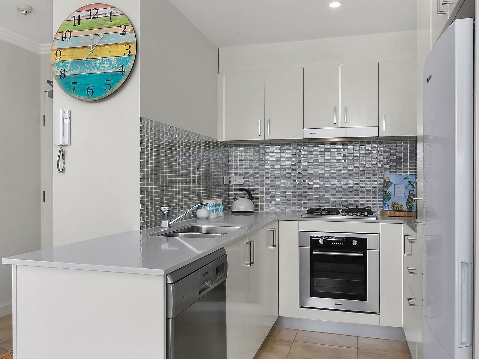 402/822 Pittwater Road, DEE WHY, Dee Why - Thumbnail 2
