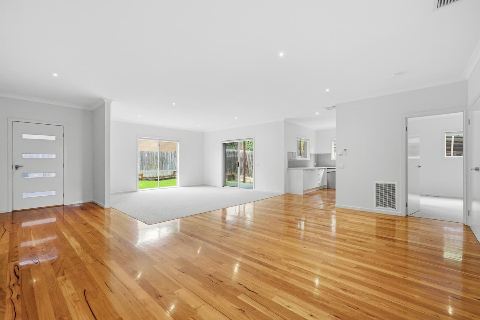 28A Taylor Road, MOOROOLBARK, Mooroolbark - Thumbnail 3