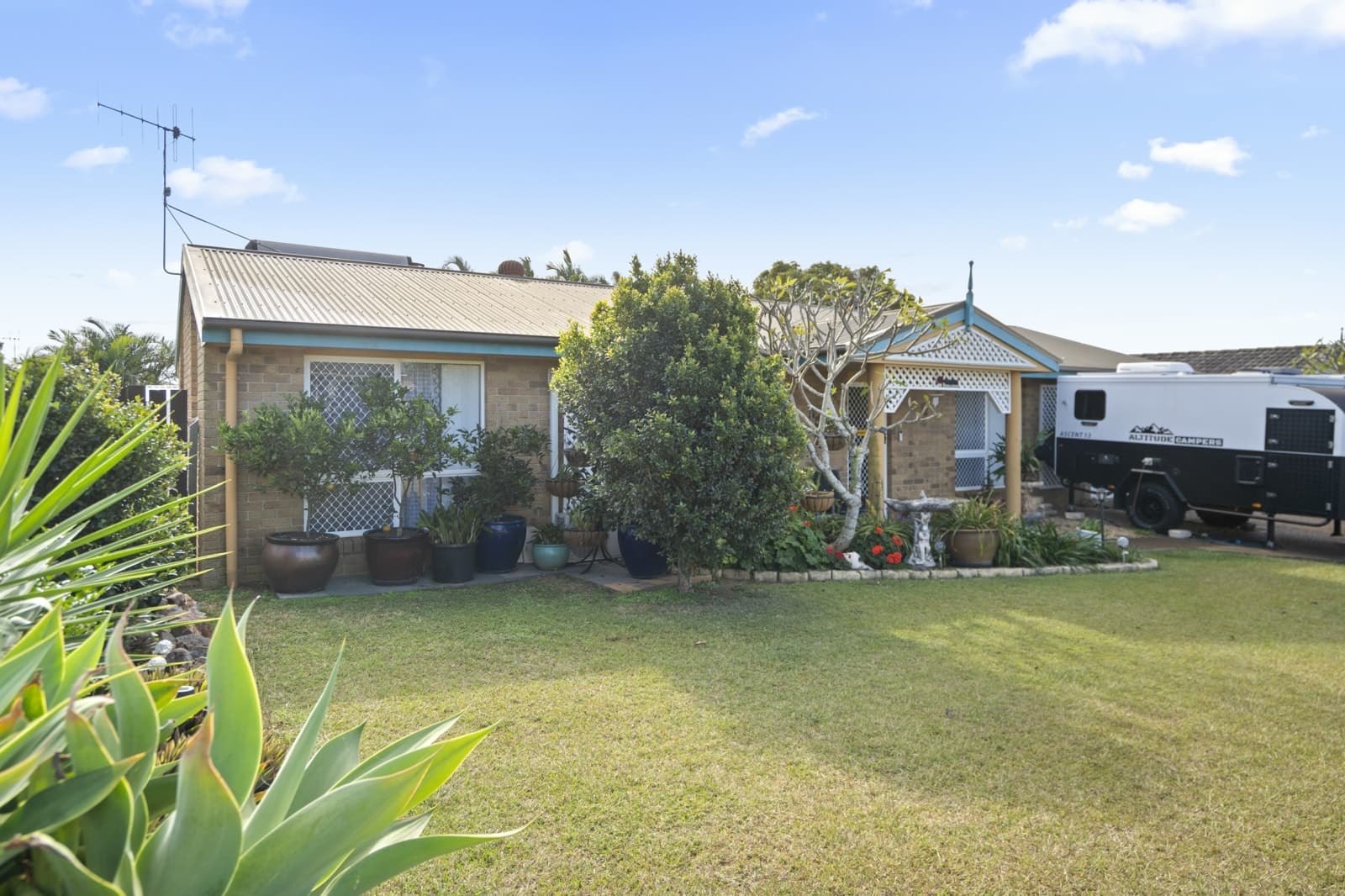 26 Swan Drive, KALKIE, Kalkie - Image 1