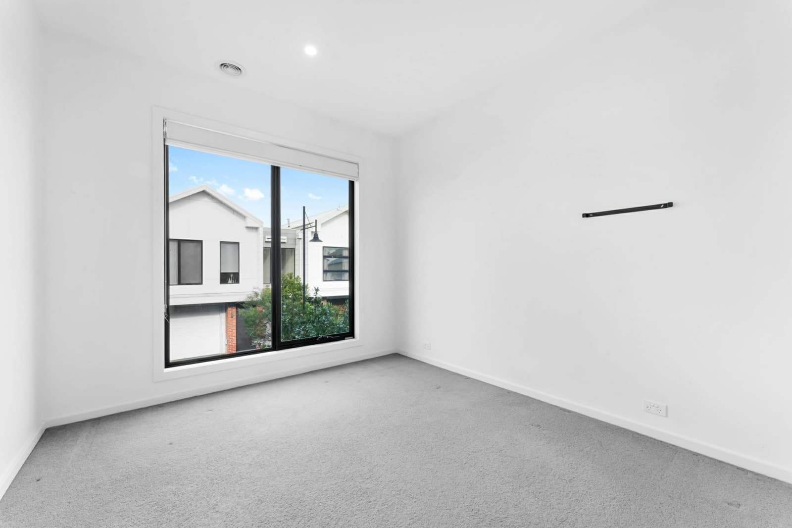 14 Mulberry Grove Grove, KEYSBOROUGH, Keysborough - Thumbnail 7