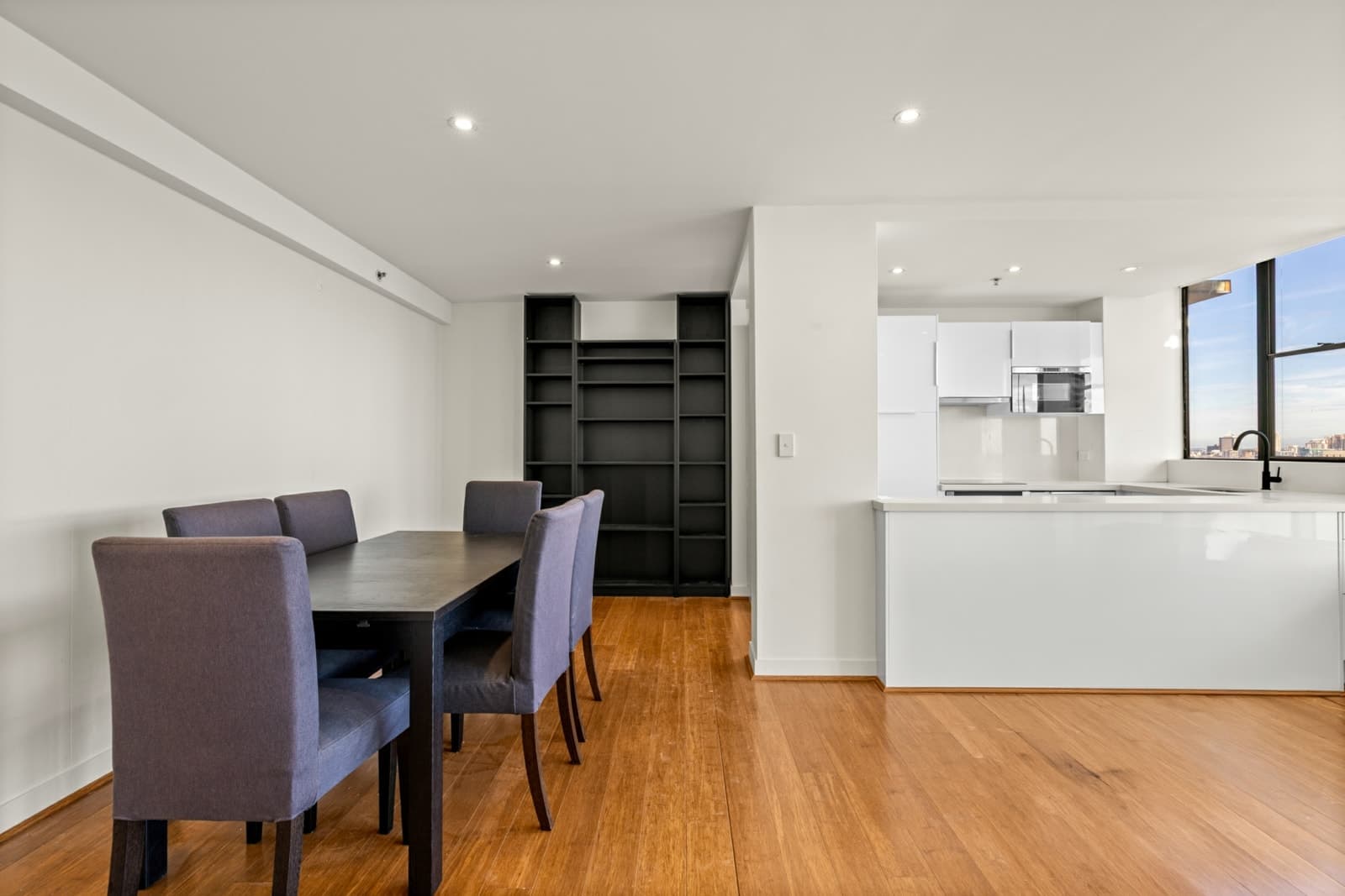 19B/3-17 Darling Point Road, DARLING POINT, Darling Point - Thumbnail 4