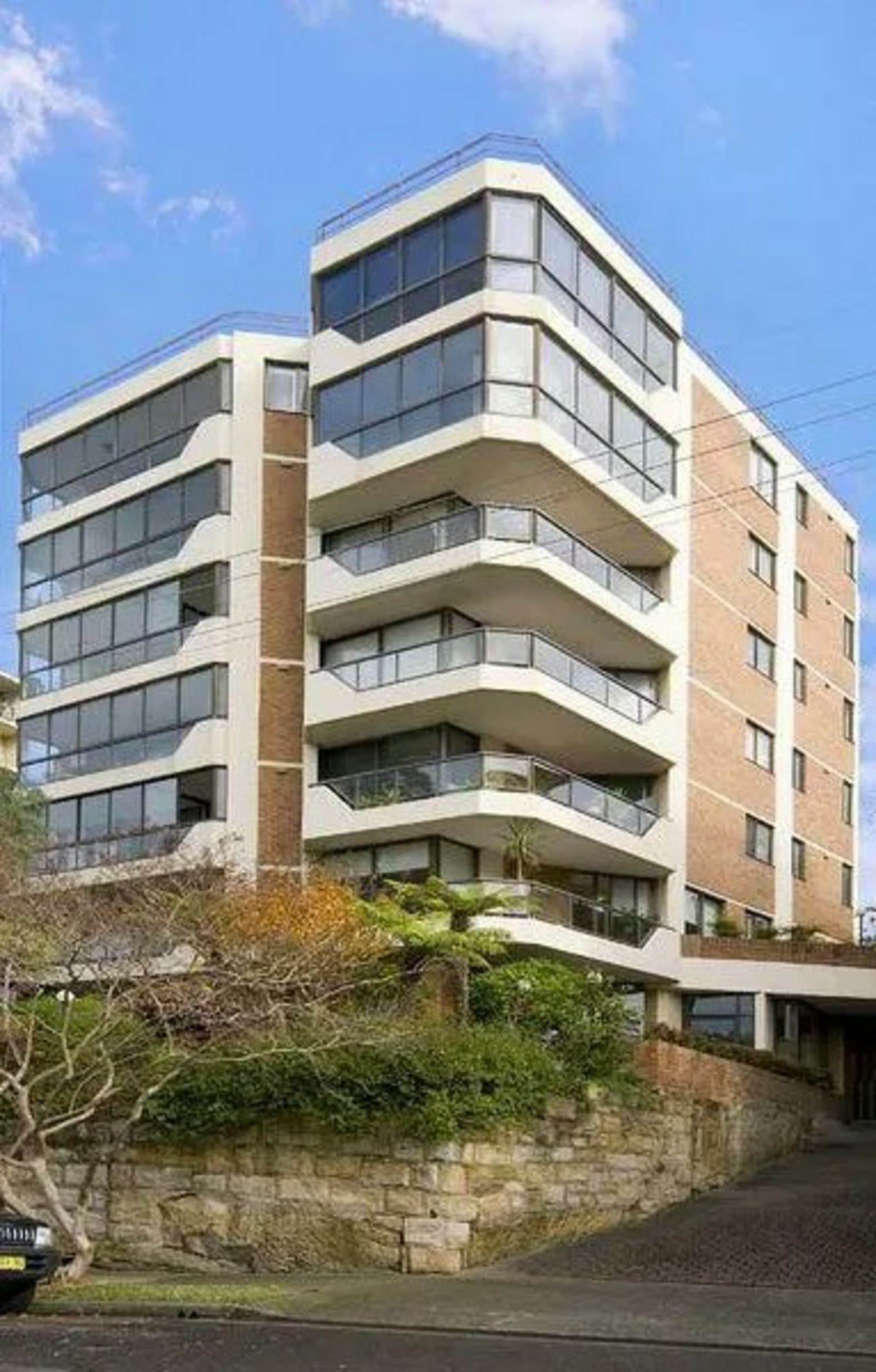 8/8-10 East Crescent Street, MCMAHONS POINT, McMahons Point - Thumbnail 6