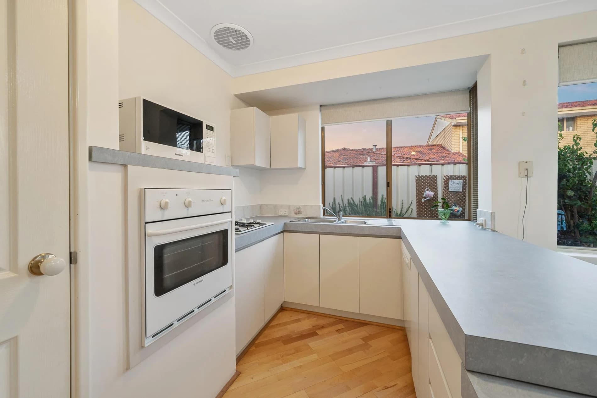6/27 Falkirk Avenue, MAYLANDS WA 6051, Dianella - Thumbnail 3