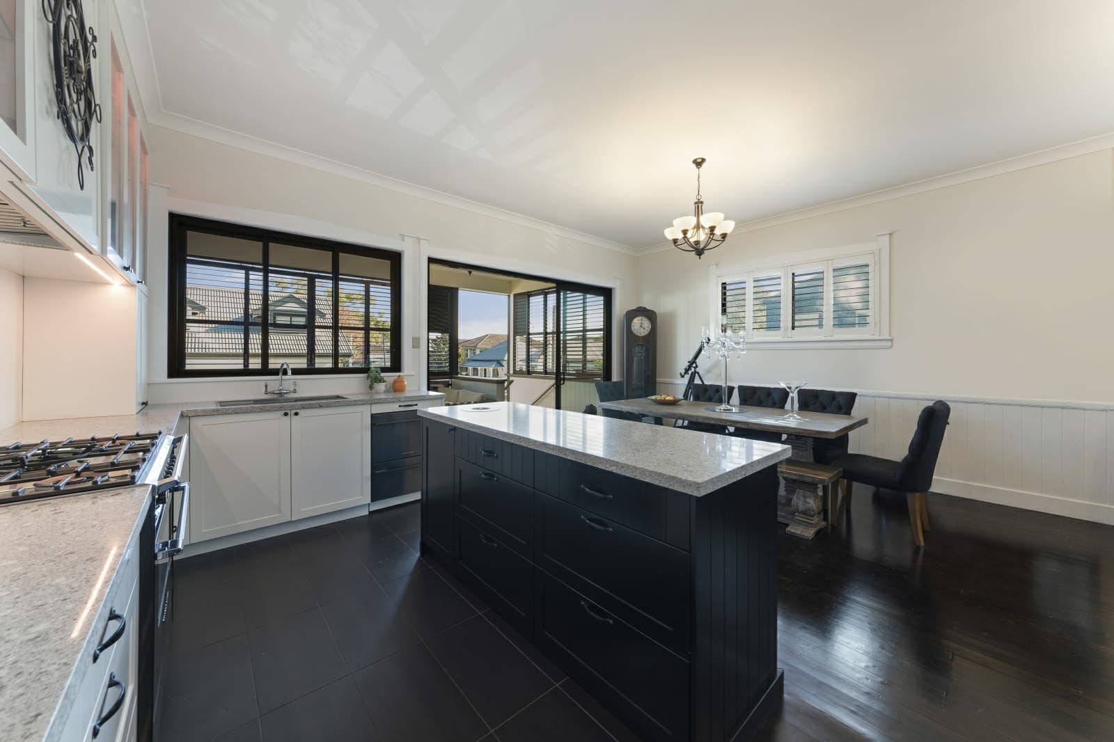 31 Tenterden Road, BOTANY, Botany - Thumbnail 2