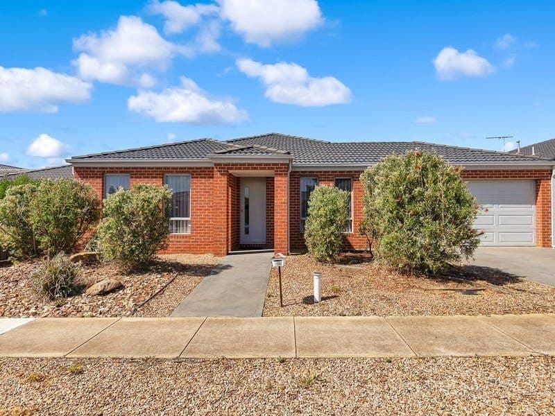 10 Lone Pine Square, Bacchus Marsh VIC 3340, Bacchus Marsh - Image 1