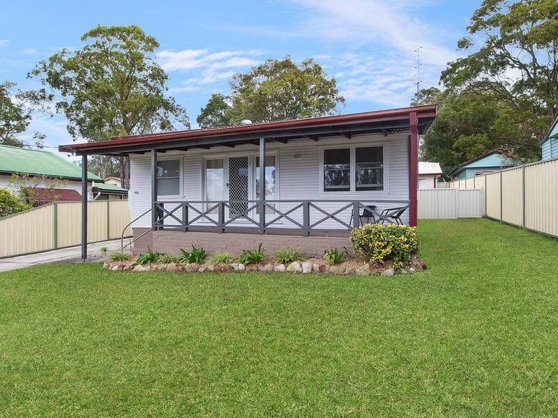 106 Panorama Avenue, Charmhaven NSW 2263, Charmhaven - Image 1