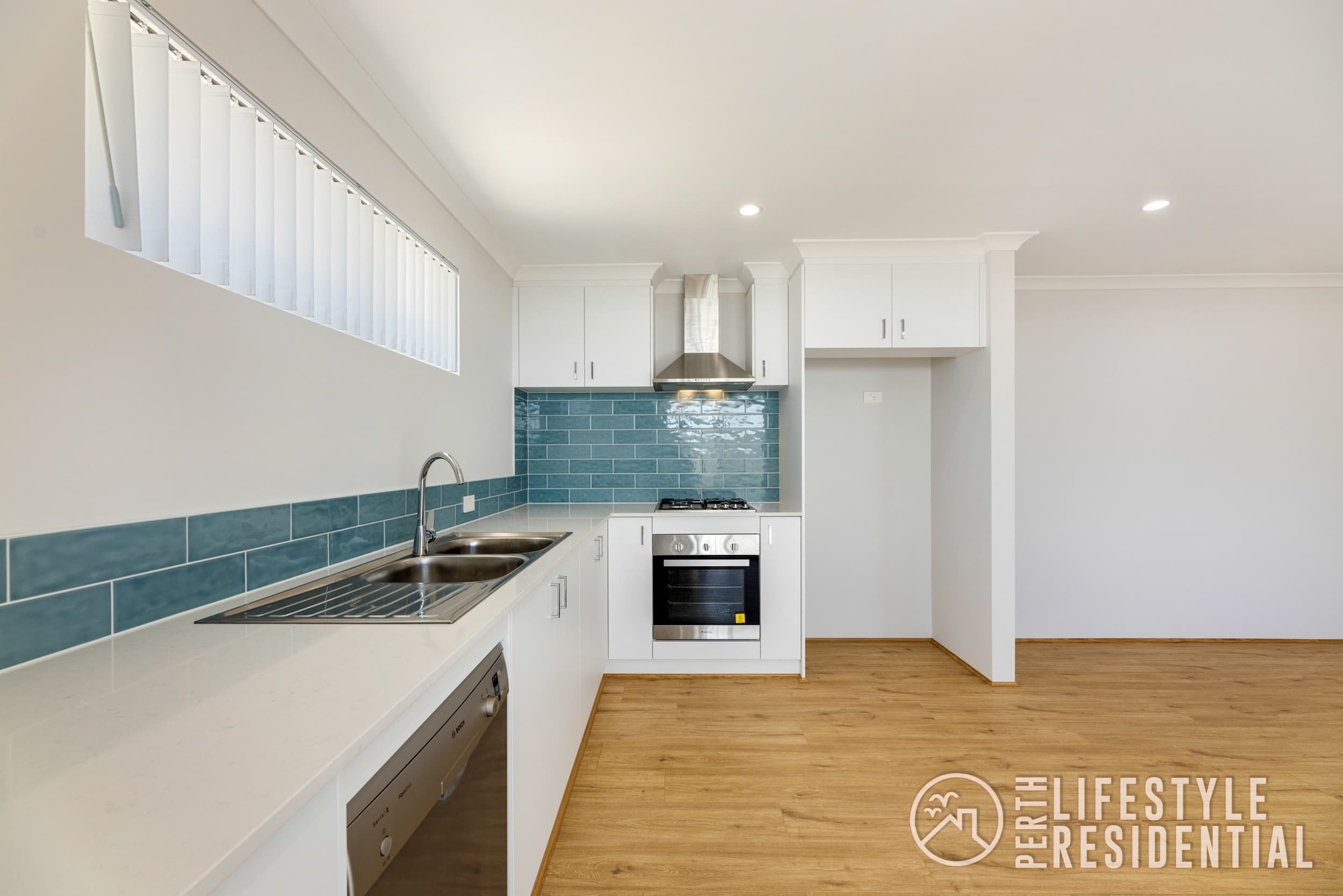 2 BED + STUDY NOOK ~ BEACHSIDE HOME, Two Rocks - Image 1