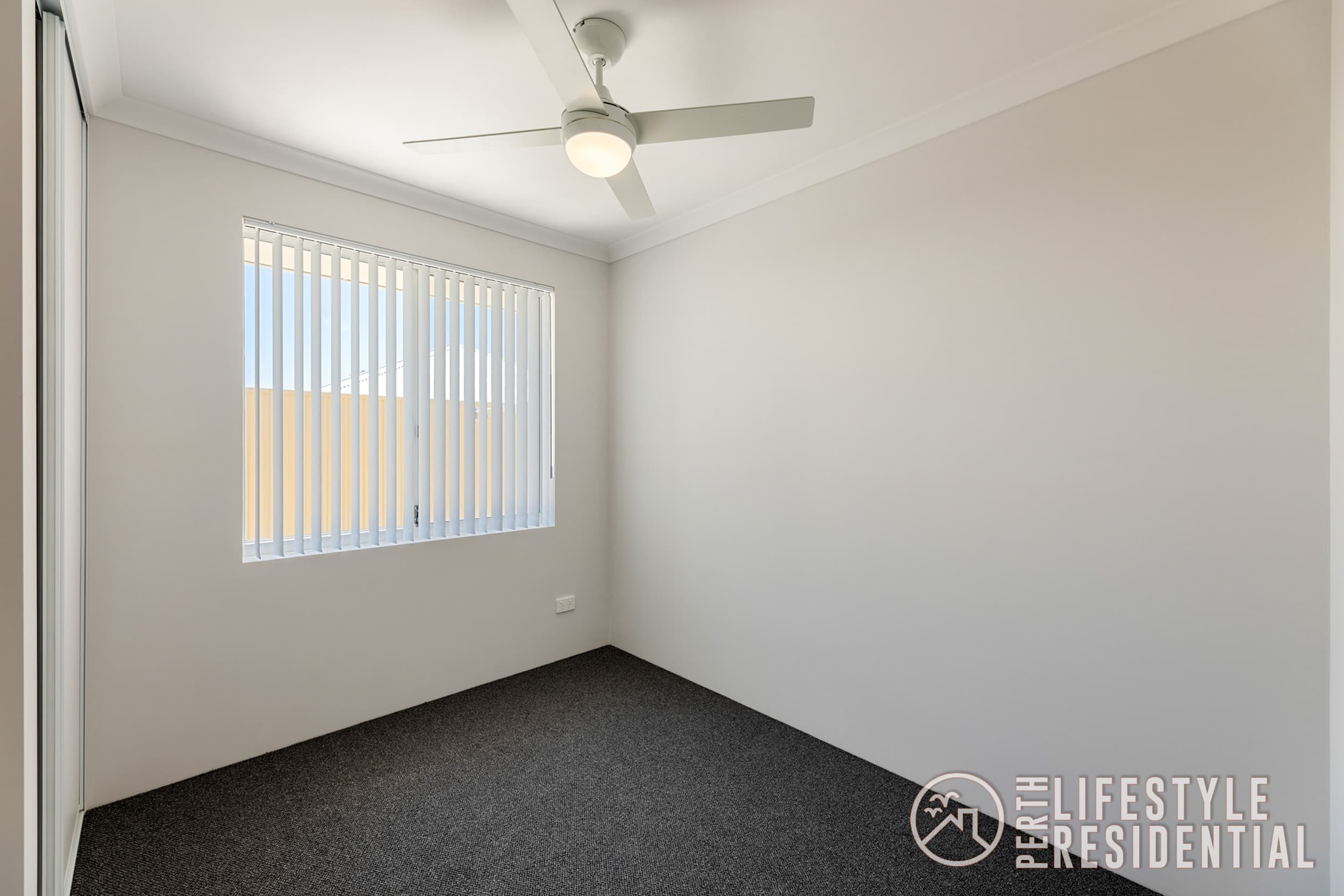 2 BED + STUDY NOOK ~ BEACHSIDE HOME, Two Rocks - Thumbnail 6