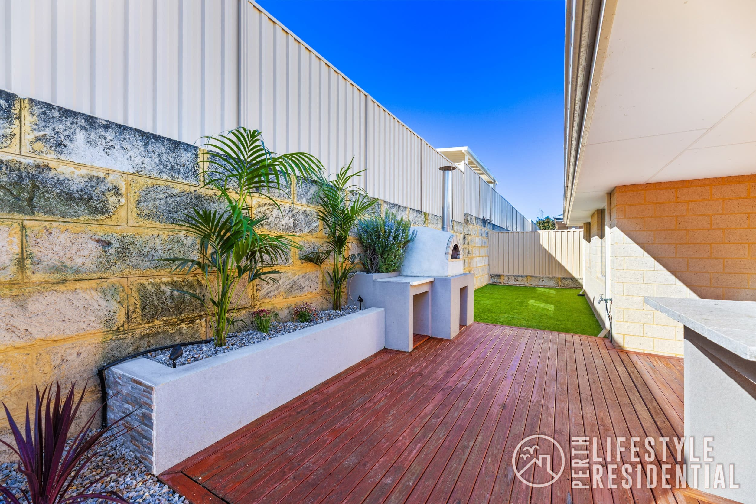 ESTABLISHED STREET IN THE REEF ESTATE!, Two Rocks - Thumbnail 8