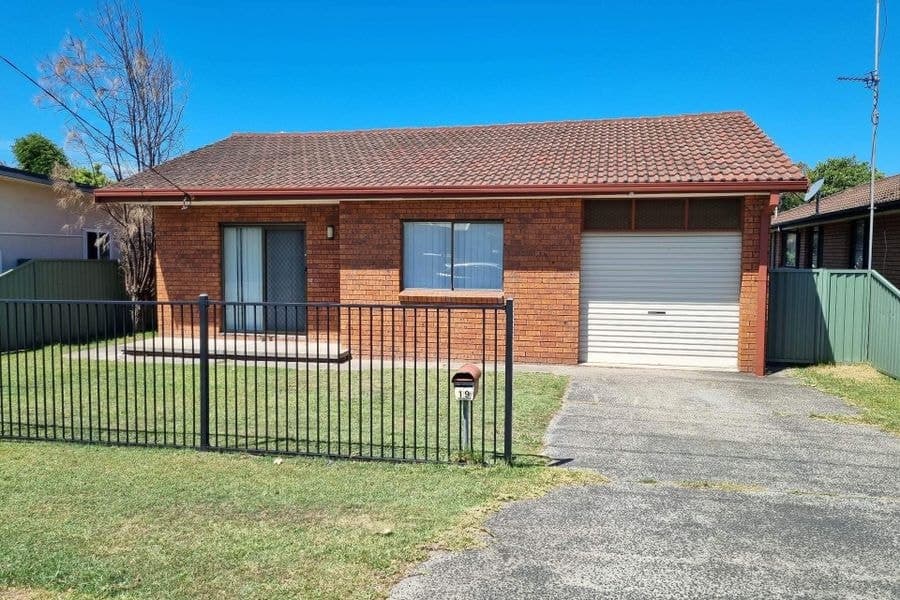 19 Norman Street, Toukley NSW 2263, Toukley - Image 1