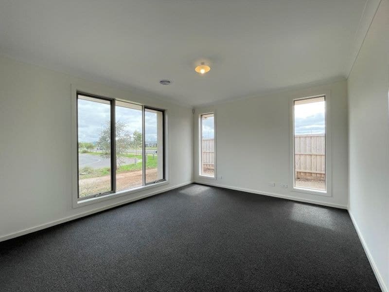 20 Londonderry Crescent, Tarneit VIC 3029, Tarneit - Image 1